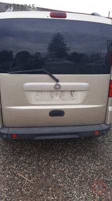 2011 model fiat doblo safeline çıkma dolu bagaj kapağı