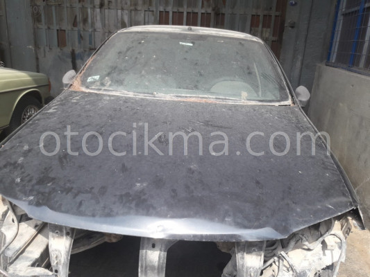 Fiat albea sol ön kapı