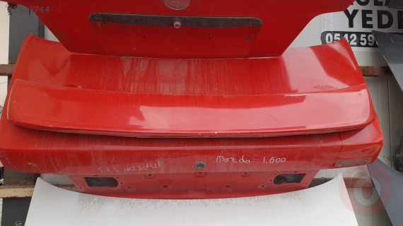 MAZDA 323 BAGAJ KAPAĞI.OTO ÇIKMA