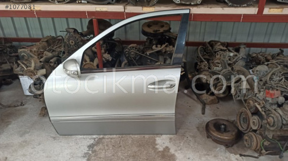 MERCEDES W211 SOL ÖN KAPI