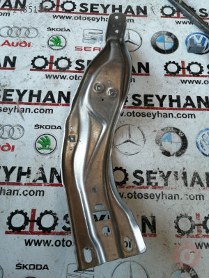 1K1858784C vw caddy göğüs demiri bağlantı ayağı orta sağ