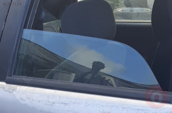 fiat albea çıkma sol arka kapı camı