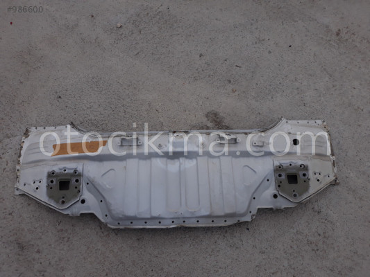 Toyota corolla arka panel 2013 2018 model