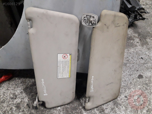 Citroen berlingo çıkma güneşlik