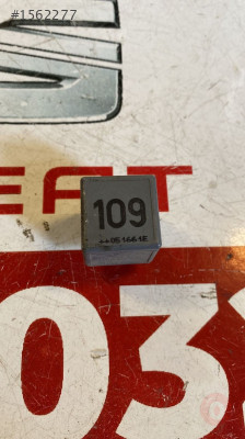 1J0906381A volkswagen audi seat skoda 109 nolu kızdırma röle