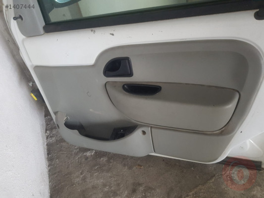 Renault Kangoo Sağ Ön Kapı Döşemesi Hatasız Orjinal Çıkma