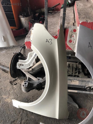 Audi A3 Sol Ön Çamurluk Gri Hatcback Hatasız Orjinal Çıkma