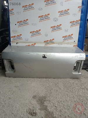 Honda Civic Arka Bagaj Kapağı 1998-2001