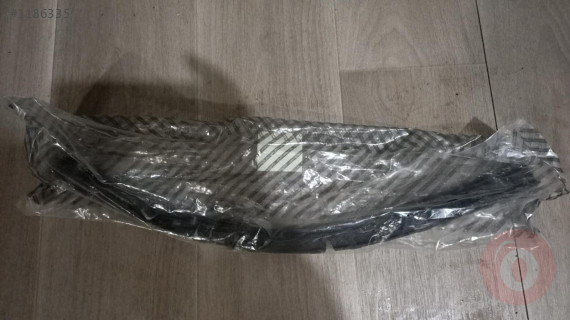 Lancia Delta arka tampon braketi