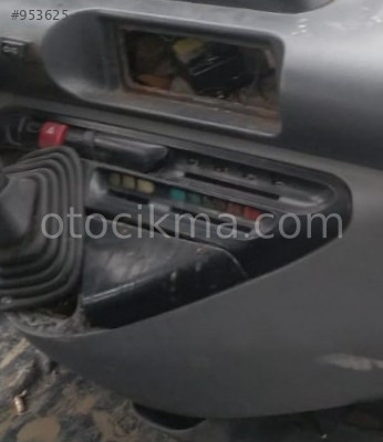 2002 peugeot expert 1.9 dizel çıkma kalorifer kumanda paneli