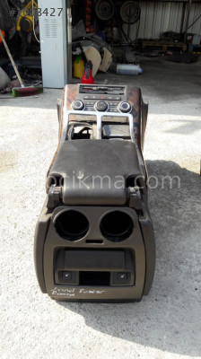 LANDROVER RANGE ROVER ORTA KONSOL ÇIKMA PARÇA