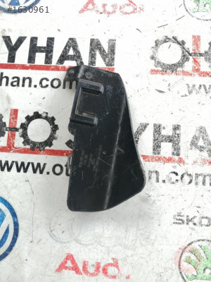 5Q0501562 audi a3 19 arka dingil sağ kenar kaplaması kapağı