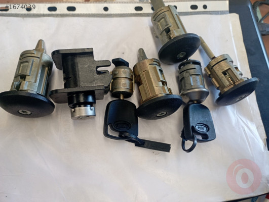 FORD TRANSİT ÖN KAPI KİLİT ŞİFRESİ.4425131