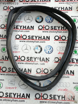 Vw polo classic sağ arka kapı lastiği