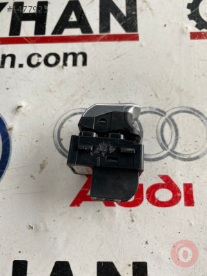 8V0959855C audi a3 sportback 2019 tekli cam düğmesi