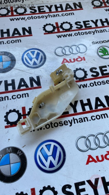 3G5867192B volkswagen passat b8 direk kaplaması tutucu