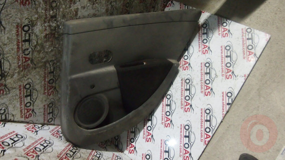 Volkswagen Golf 5 Sağ Arka Kapı Kartonu