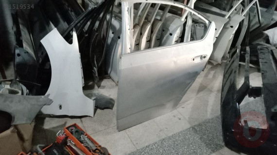 Skoda Octavia sol arka kapl