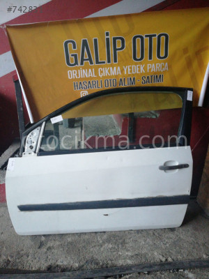Ford Fiesta HB Sol ön kapı hatasız orjinal çıkma