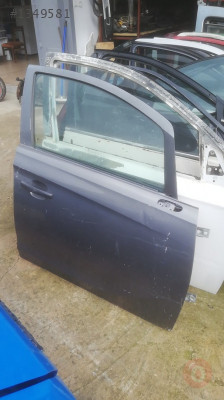 OPEL CORSA E SAĞ ÖN KAPI ORJINAL ÇIKMA