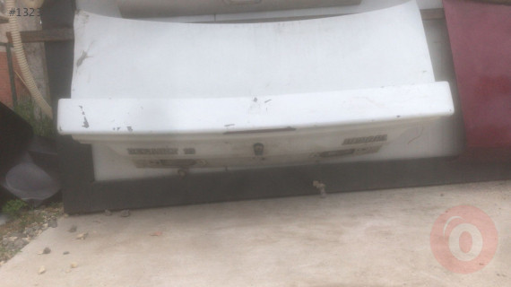 RENAULT 19 BAGAJ KAPAĞI