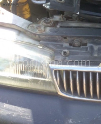 kia clarus 2.0 çıkma orjinal sağ far