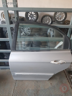 Mercedes W211 Sol Arka Kapı Camı Hatasız Orjinal Çıkma