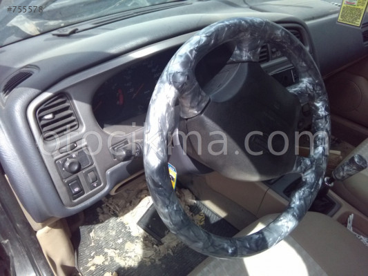 2000 NISSAN PRİMERA 1.8 ÇIKMA KM SAATİ.