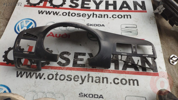 seat ibiza 2000 göğüs şapkası