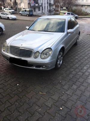 MERCEDES E 220 SOL ARKA KAPI CAMI ÇIKMA