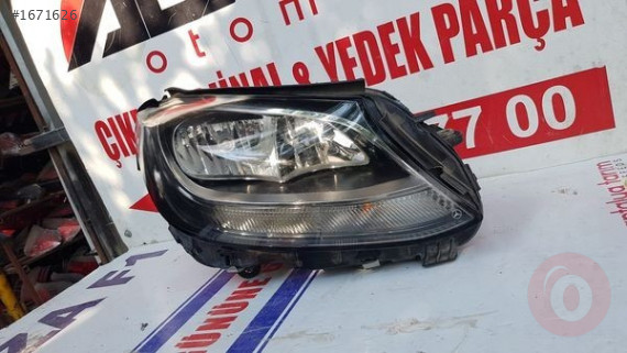 Mercedes c.200   205 kasa  model 2015 sağ far çıkma
