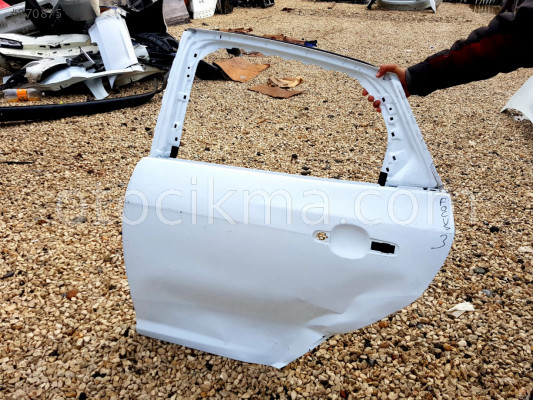 Ford focus 3 sol arka kapı 2012 2018