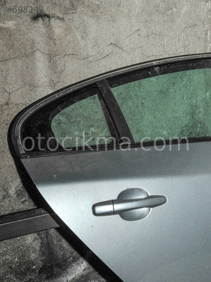 2012 çıkma volvo s60 sağ arka kelebek cam