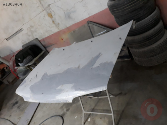 Mazda 323 motor kaputu