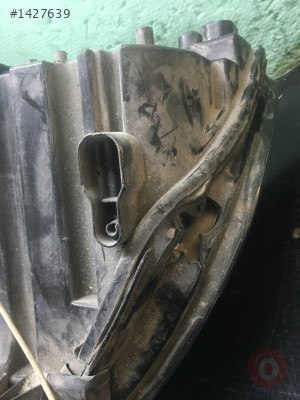 VW Caddy 11-15 sağ far 1T9410069