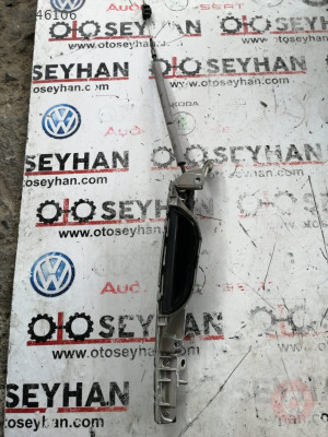 1P0839206 seat leon 2009 sağ arka kapı dış açma kolu