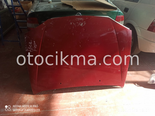 Ford Fiesta kaput gülen yüz çıkma