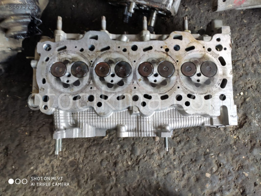 Toyota Corolla dizel D4D silindir kapağı