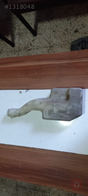 2004 TOYOTA RAV-4 4*4 HATSIZ ORJİNAL ÇIKMA CAM SU DEPOSU