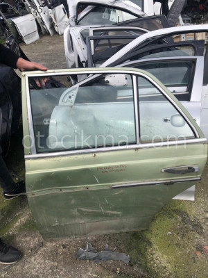 Mercedes W123 Sol Arka Kapı Cam Çıtası hatasız orjinal çıkma