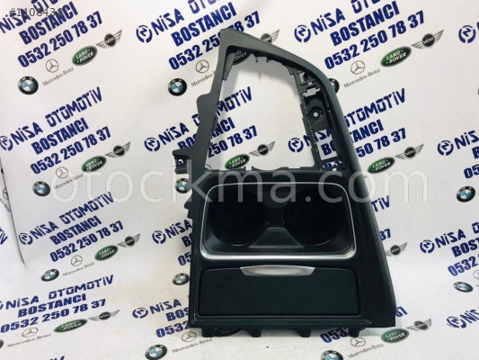 BMW 3 SERİSİ F30 KASA ORTA KONSOL BARDAKLIK ORJ ÇIKMA