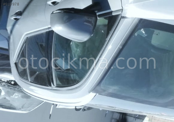 2019 VOLVO XC40 ORİJİNAL SOL TAKIM KAPI CAMI.
