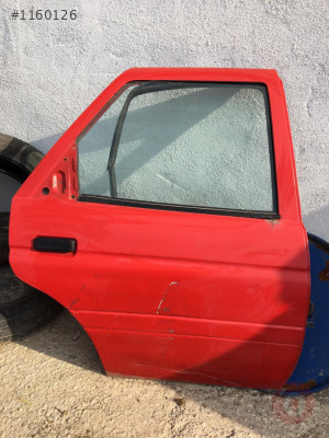 FORD ESCORT ÇIKMA  SAĞ ARKA KAPI