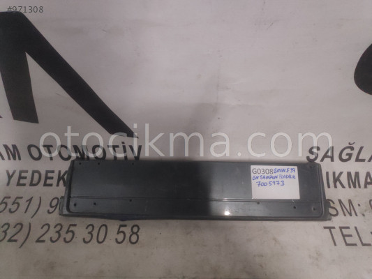 BMW 3 SERİSİ E39 ÖN TAMPON PLAKALIK OEM; 7005973