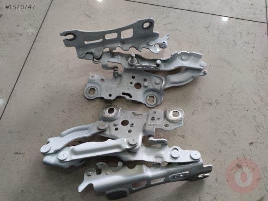 BMW 3 Serisi G20 Sağ Sol Kaput Menteşe 7450590 7450589
