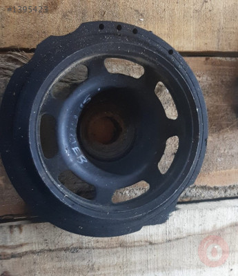 mercedes sprinter çıkma krank kasnağı 309