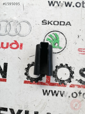 7N0915429A audi a3 2020 kablo uç kapağı