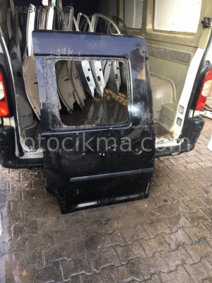 VOLKSWAGEN CADDY SAĞ ÖN KAPI VE TÜM ÇIKMA PARÇALAR