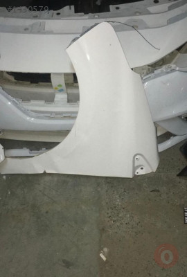 Peugeot 208 2015 sol ön çamurluk ve tüm çıkma parçalar
