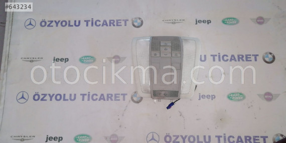 Mercedes w204 c serisi tavan lambası A2048202001